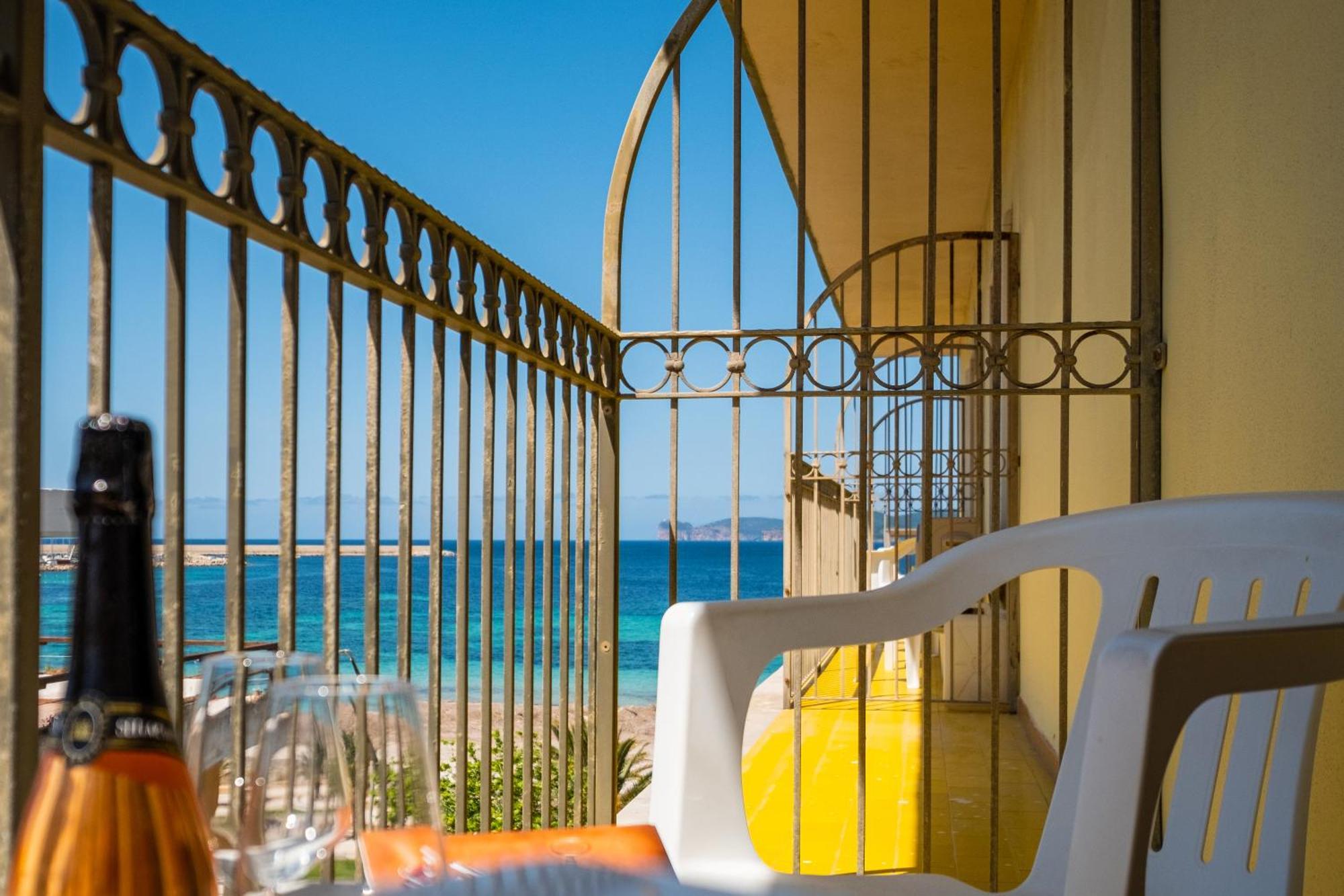 Hotel Il Gabbiano Alghero Luaran gambar